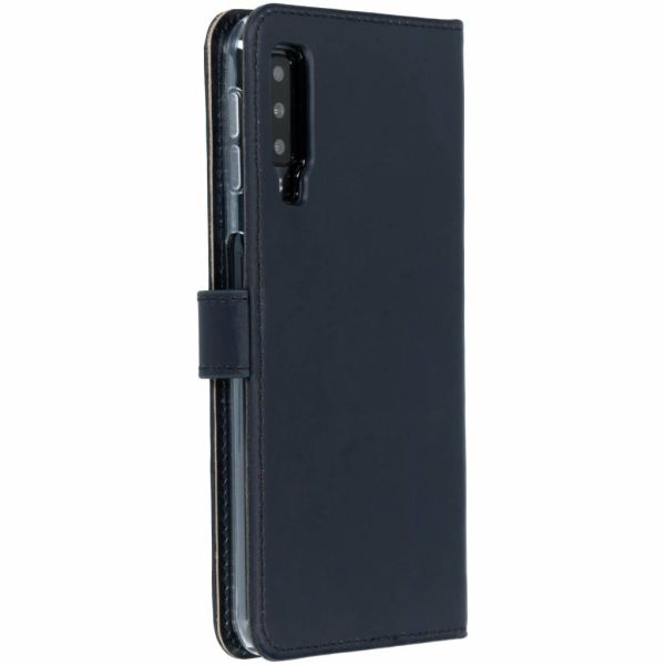 Selencia Echt Lederen Bookcase Samsung Galaxy A7 (2018)