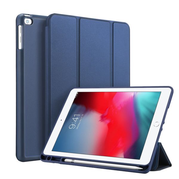 Accezz Smart Silicone Bookcase iPad 6 (2018) 9.7 inch / iPad 5 (2017) 9.7 inch / Air 2 (2014) / Air 1 (2013)