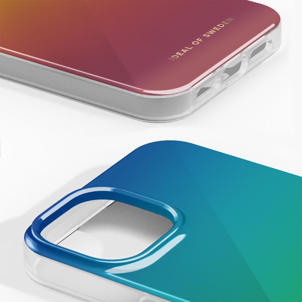 iDeal of Sweden Mirror Case iPhone 15 - Rainbow
