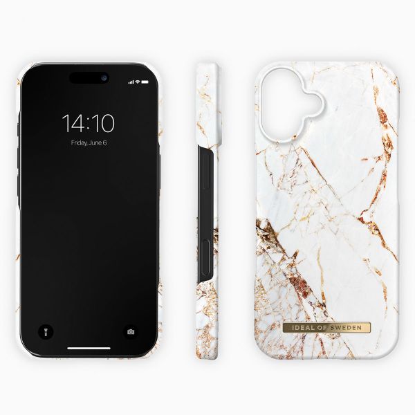 iDeal of Sweden Fashion Backcover iPhone 16 - Carrara Gold