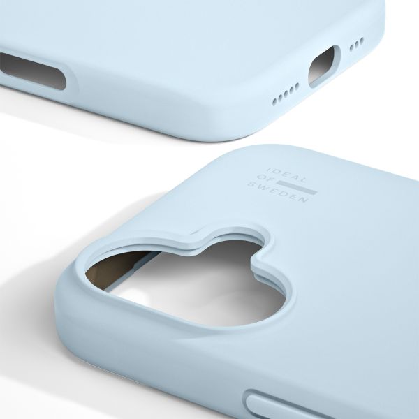 iDeal of Sweden Silicone Case iPhone 16 - Light Blue