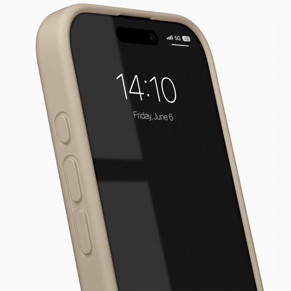 iDeal of Sweden Silicone Case iPhone 16 Pro - Beige