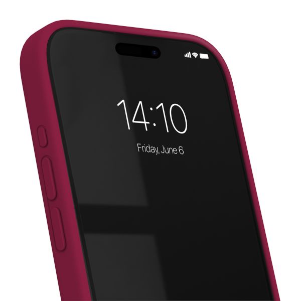 iDeal of Sweden Silicone Case iPhone 14 Pro Max - Cranberry