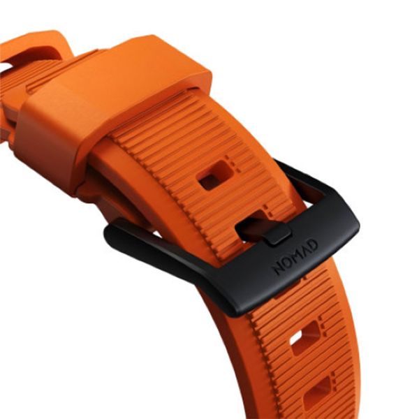 Nomad Rugged band FKM Apple Watch Series 1-10 / SE / Ultra (2) - 42/44/45/46/49 mm - Zwart/Oranje