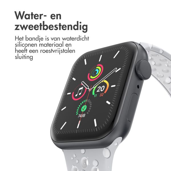 imoshion Sport⁺ bandje Apple Watch Series 1-9 / SE / Ultra (2) - 42/44/45/49 mm - Maat S/M - Pure Platinum & White