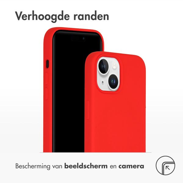 Accezz Liquid Silicone Backcover met MagSafe iPhone 15 - Rood