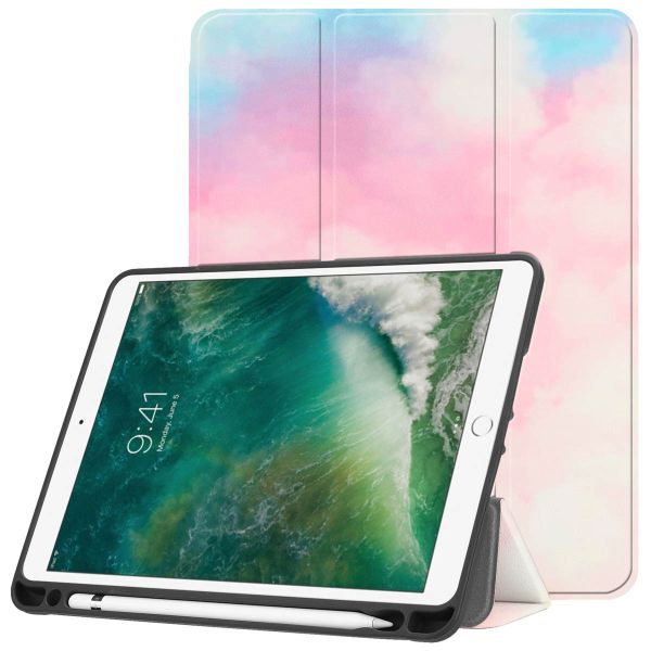 imoshion Trifold Design Bookcase iPad 6 (2018) 9.7 inch / iPad 5 (2017) 9.7 inch / Air 2 (2014) / Air 1 (2013) - Sky