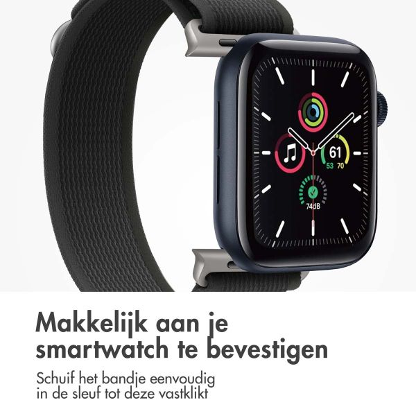 imoshion Nylon Trail bandje Apple Watch Series 1-9 / SE - 38/40/41 mm / Series 10 - 42 mm - Zwart