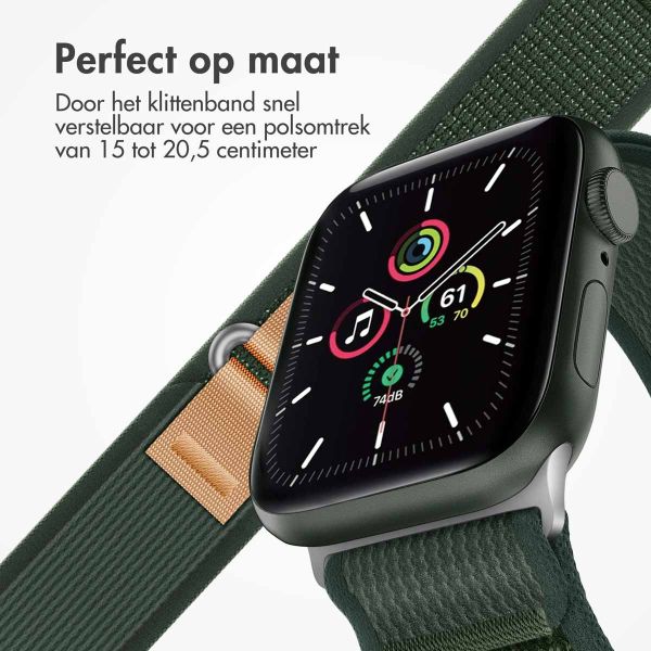 imoshion Nylon Trail bandje Apple Watch Series 1-9 / SE - 38/40/41 mm / Series 10 - 42 mm - Legergroen