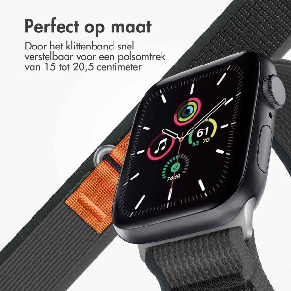 imoshion Nylon Trail bandje Apple Watch Series 1-9 / SE - 38/40/41 mm / Series 10 - 42 mm - Black Grey