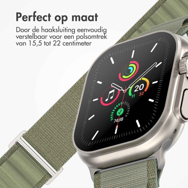 imoshion Nylon Alpine bandje Apple Watch Series 1-10 / SE / Ultra (2) - 42/44/45/46/49 mm - Olijfgroen