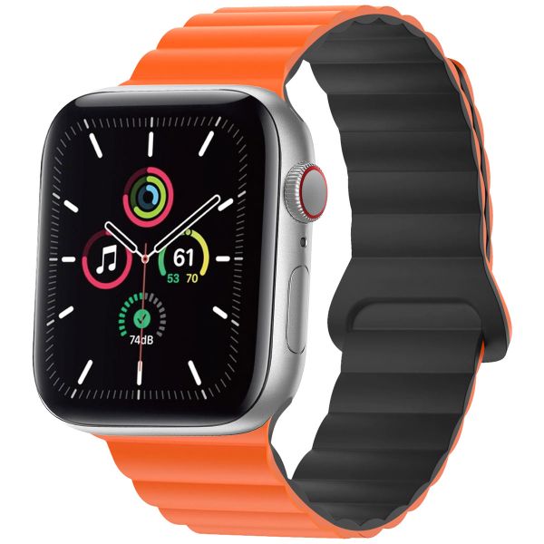 imoshion Siliconen magnetisch bandje Apple Watch Series 1-9 / SE - 38/40/41 mm / Series 10 - 42 mm - Oranje / Zwart