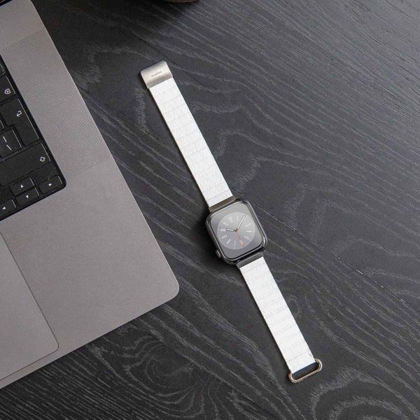 imoshion Magnetisch lederen bandje Apple Watch Series 1-9 / SE - 38/40/41 mm / Series 10 - 42 mm - Wit