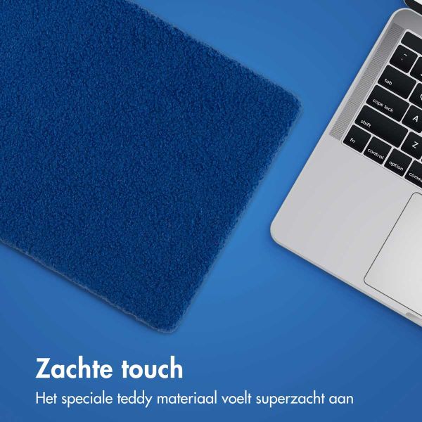 imoshion Teddy Hard Cover MacBook Air 13 inch (2022) / Air 13 inch (2024) M3 chip - A2681 / A3113 - Cobalt Blue