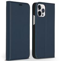 Accezz Premium Leather Slim Bookcase iPhone 12 (Pro) - Donkerblauw