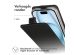 Accezz Flipcase iPhone 16 Plus - Zwart