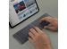 Uniq Forio Opvouwbaar bluetooth QWERTY toetsenbord - Draadloos toetsenbord - Chalk Grey