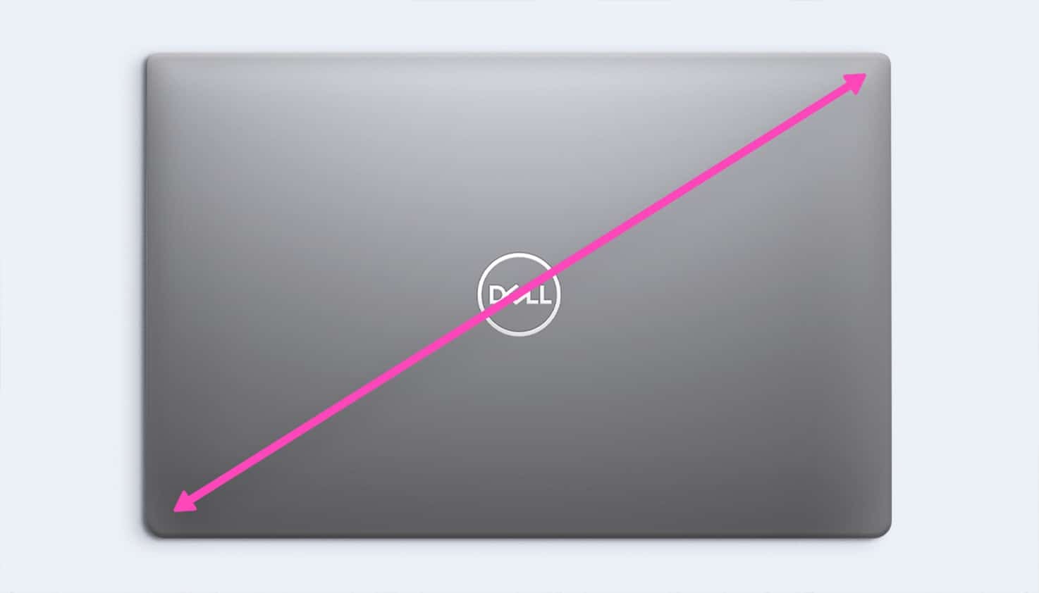 Een Windows laptop van Dell, wordt opgemeten met meetlint om erachter te komen hoeveel inchmaat de Dell laptop is.
