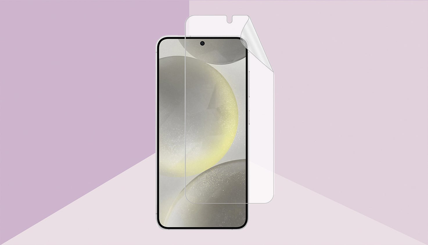 Een smartphone met een folie screenprotector, de achtergrond is paars.