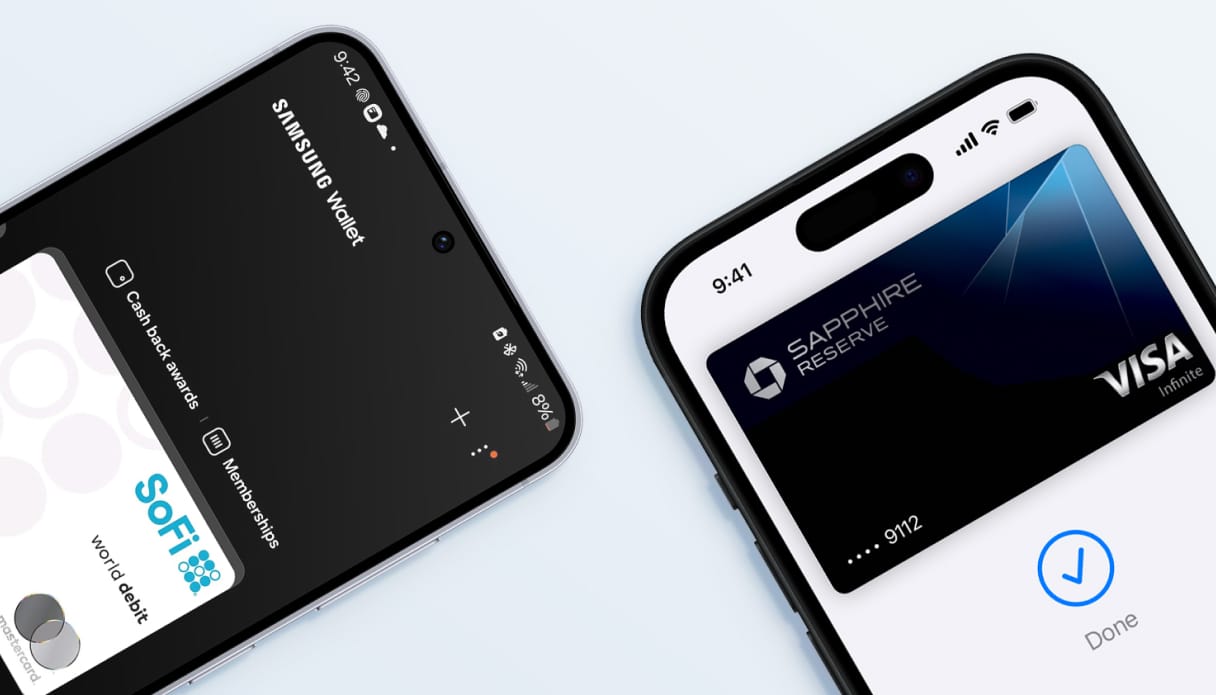 Een Apple iPhone met Apple Pay payment en een Samsung smartphone met Samsung Pay payment. 