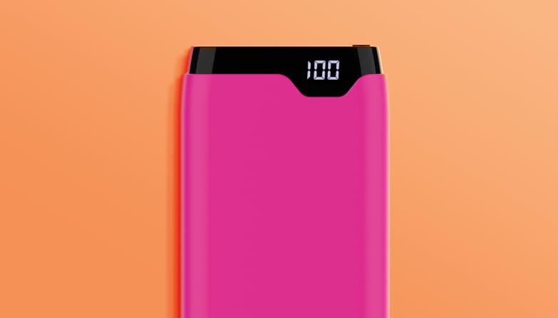 Een roze powerbank.